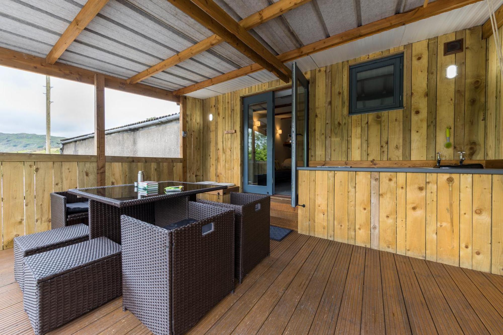 Cosy Glamping In The Eskdale Valley - Studio Lodges And Mega Pods Екстериор снимка